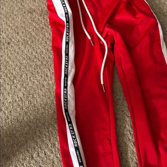 Rockstar - Picture 2 of 7